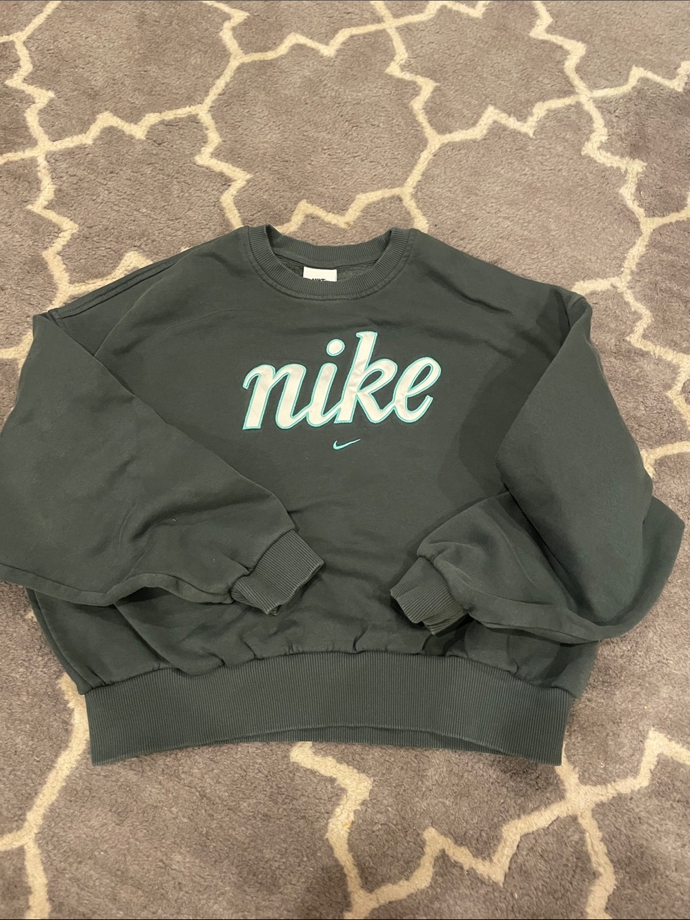 Nike Girls Cropped Crewneck Sweatshirt with Teal Script Logo